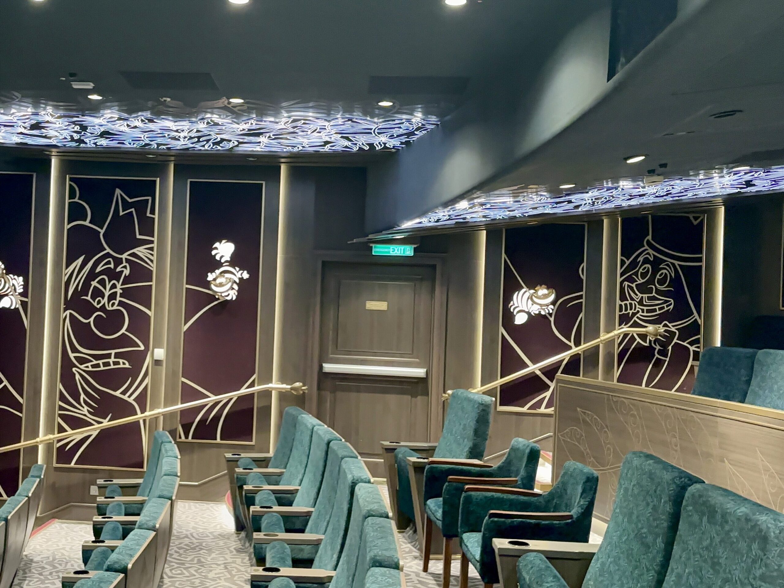 Cinema Wonderland no Disney Wish